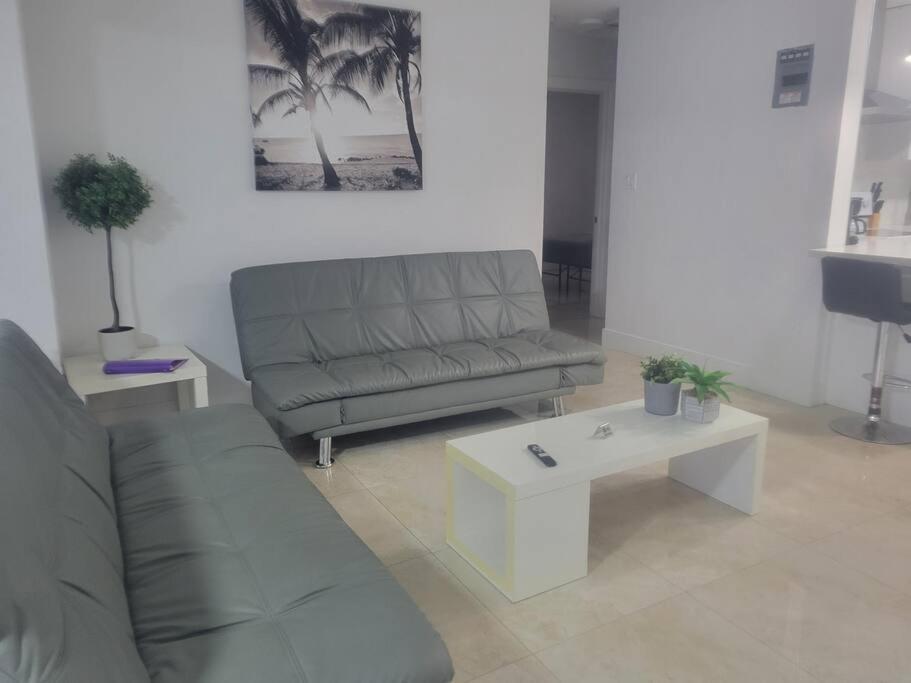 4-Plex Apartment Fort Lauderdale Exterior photo